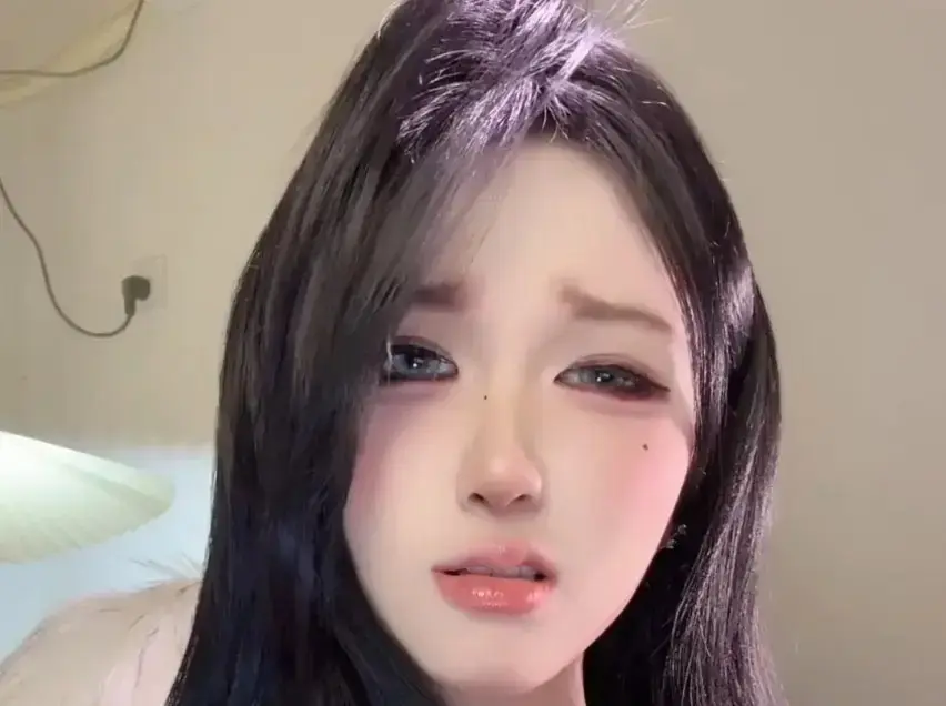 《阿黑颜系列vlog》绝美暗黑盛宴·《阿黑颜系列vlog》超清典藏版·每一帧都是情绪爆发的视觉诗篇